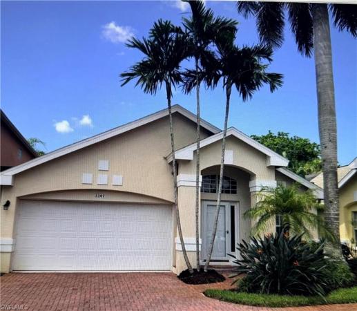 Bougainvillas At Queens Park, 3307 Rosinka Ct #33, Naples, Florida 34112, image 1