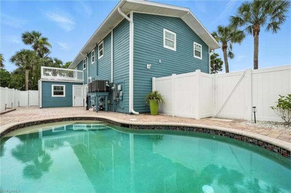 Holiday Shores, 4880 Coquina Rd, Fort Myers Beach, Florida 33931, image 1