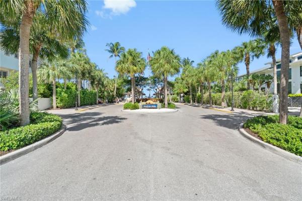 Pierre Club At Olde Naples, 1222 Gordon Dr #2, Naples, Florida 34102, image 2