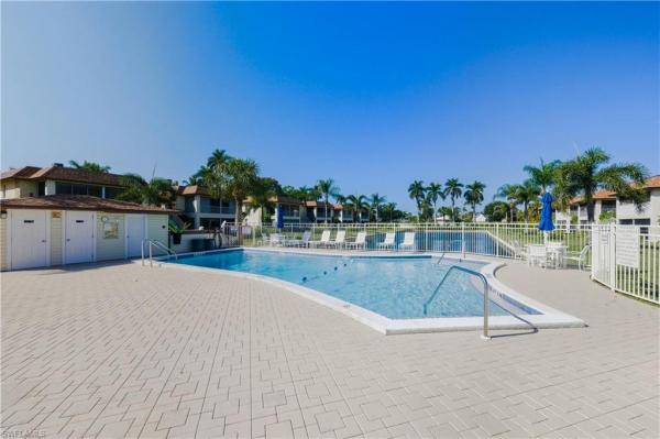 1155 Sandpiper St ST #B7, Naples, Florida 34102, image 1