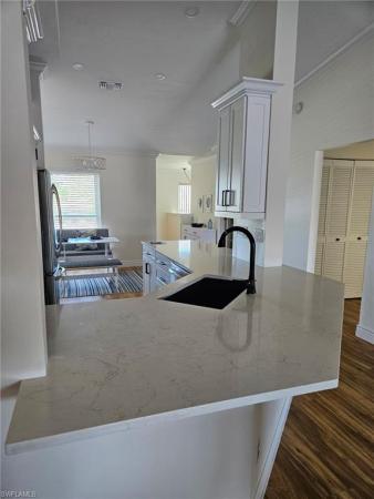 Pavilion Club, 828 Gulf Pavilion Dr, Naples, Florida 34108, image 1