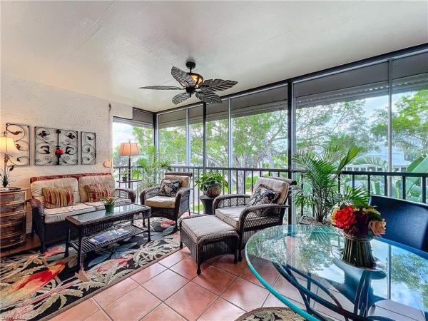 Tiffany Court At Olde Naples, 1065 S 8th St #203, Naples, Florida 34102, image 3