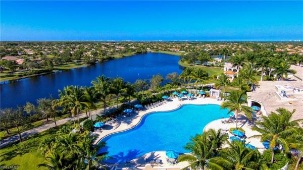 VillageWalk Of Bonita Springs, 15317 Laughing Gull Ln, Bonita Springs, Florida 34135, image 2