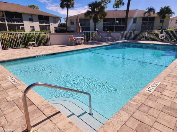 1462 Churchill Cir, Naples, Florida 34116, image 1