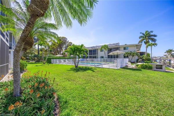 Chesapeake Manor At Oyster Bay, 1417 Chesapeake Ave #104, Naples, Florida 34102, image 3
