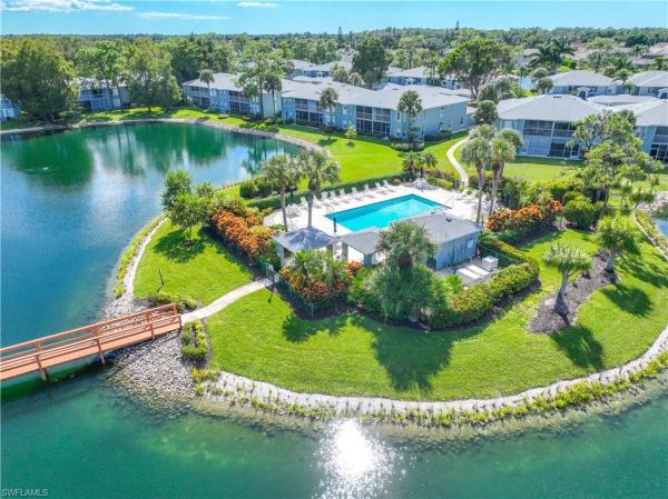 New Waterford, 855 New Waterford Dr, Naples, Florida 34104, image 2