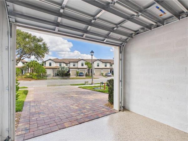 5683 Mayflower Way #908, Naples, Florida 34142, image 1