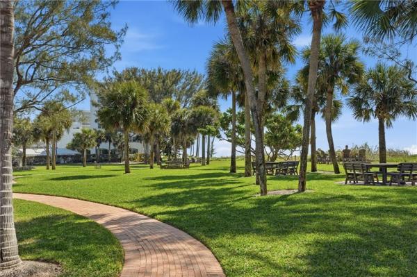 The Moorings, 725 Harbour Dr, Naples, Florida 34103, image 1