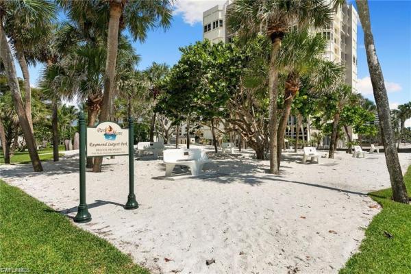 Lexington At Park Shore, 4022 Belair Ln #2, Naples, Florida 34103, image 3