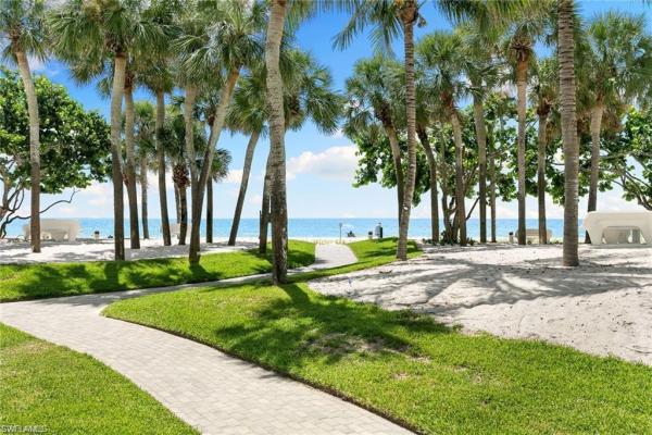 Lexington At Park Shore, 4022 Belair Ln #2, Naples, Florida 34103, image 2