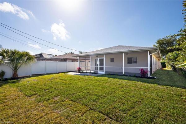 Naples Park, 729 N 103rd Ave, Naples, Florida 34108, image 2