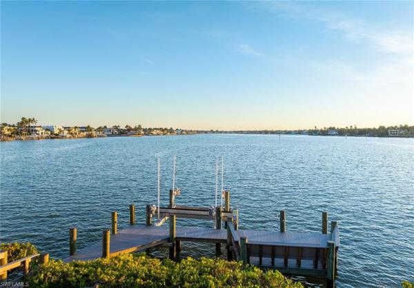 1302 Chesapeake Ave, Naples, Florida 34102, image 1