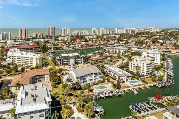 919 Huron Ct #101, Naples, Florida 34145, image 2