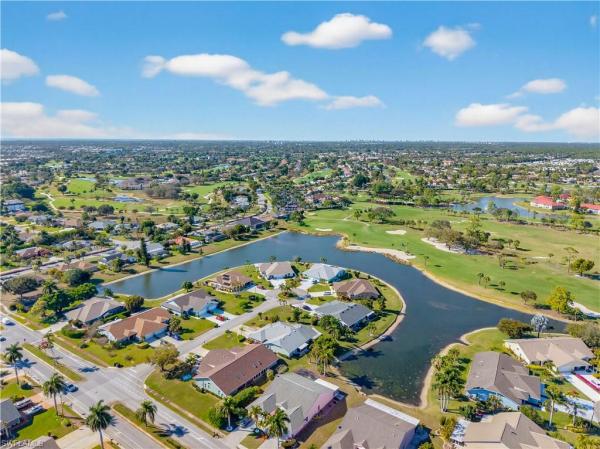 Tanglewood, 441 Saint Andrews Blvd #145-1, Naples, Florida 34113, image 3