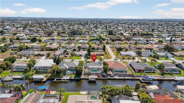 Cape Coral Residential, 1305 29th Ter, Cape Coral, Florida 33904, image 2