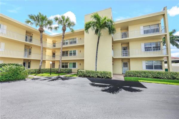 1057 Forest Lakes Dr #209, Naples, Florida 34105, image 3