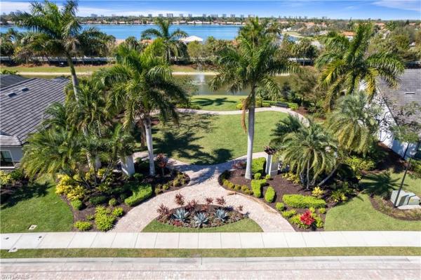 Avery Square, 7202 Wilton Dr, Naples, Florida 34109, image 3