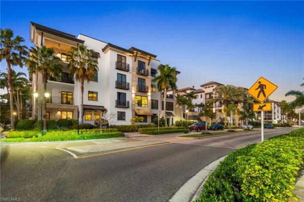 Naples Square, 1035 S 3rd Ave #407, Naples, Florida 34102, image 1