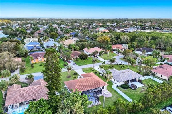 Edenbridge Gardens, 27153 Edenbridge Ct, Bonita Springs, Florida 34135, image 3