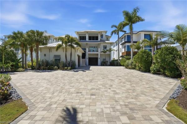 Flamingo Park, 6120 Court St, Fort Myers Beach, Florida 33931, image 1