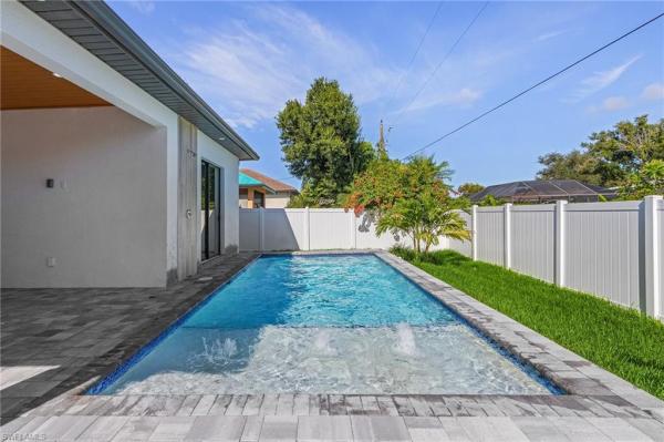 Naples Park, 536 N 97th Ave, Naples, Florida 34108, image 1