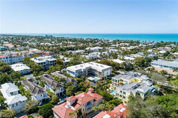 Cambridge Club At Olde Naples, 333 S 4th Ave #303, Naples, Florida 34102, image 1