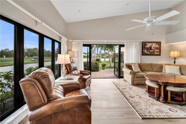 Bear's Paw Villas, 109 Bears Paw Trl, Naples, Florida 34105, image 2