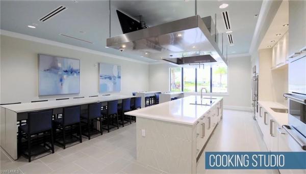 Valencia Bonita, 28532 Lobos Cir, Bonita Springs, Florida 34135, image 3