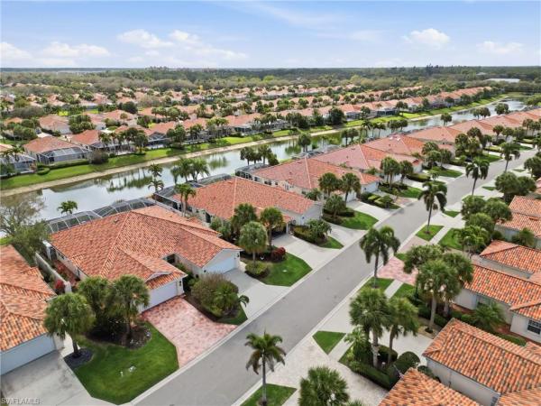Village Walk Of Naples, 4198 Los Altos Ct, Naples, Florida 34109, image 2