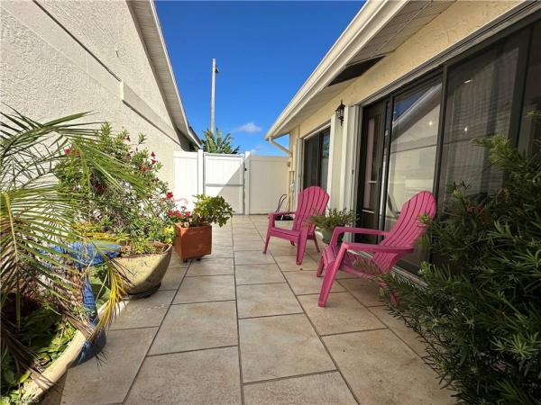 Moon Lake, 1315 Naples Lake Dr, Naples, Florida 34104, image 1