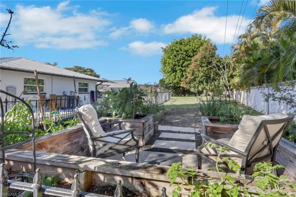 Victoria Park, 10450 Windsor Way, Naples, Florida 34109, image 1