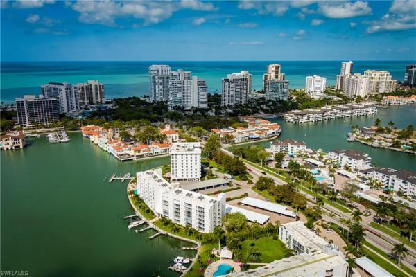 Pelican Point At Park Shore, 300 Park Shore Dr #3D, Naples, Florida 34103, image 2