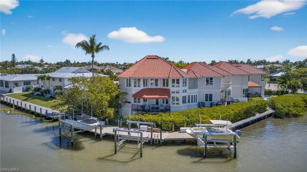 Royal Harbor, 1305 Curlew Ave #C, Naples, Florida 34102, image 3