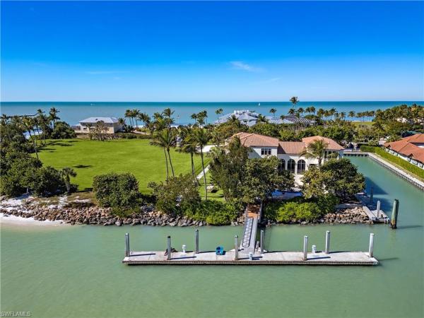 Port Royal, 100 Bay Rd, Naples, Florida 34102, image 2