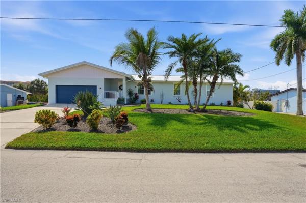 Fairview Isles, 26 Fairview Blvd, Fort Myers Beach, Florida 33931, image 2