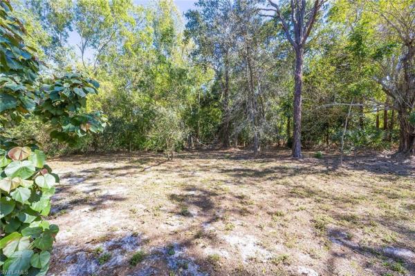 Pine Ridge Estates, 6574 Trail Blvd, Naples, Florida 34108, image 2
