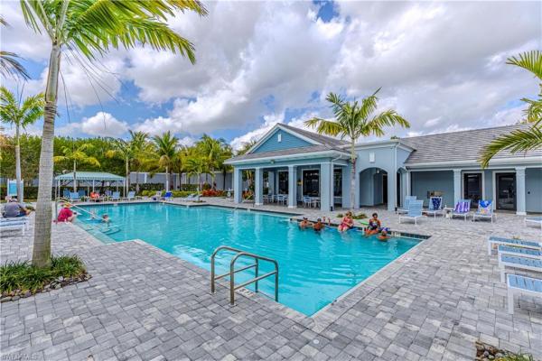 Seychelles, 2561 Seychelles Dr #304, Naples, Florida 34112, image 1