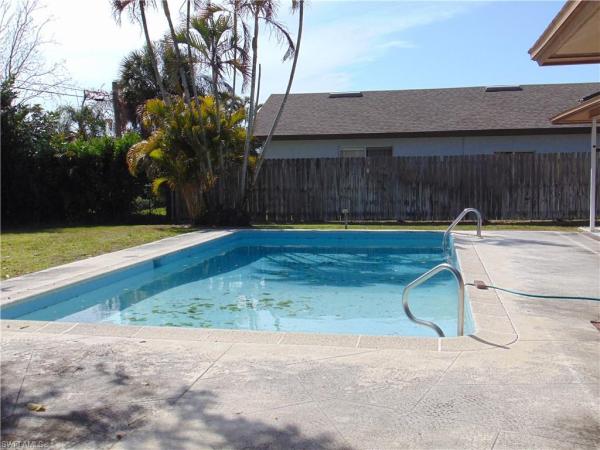 Willoughby Acres, 82 Johnnycake Dr, Naples, Florida 34110, image 3