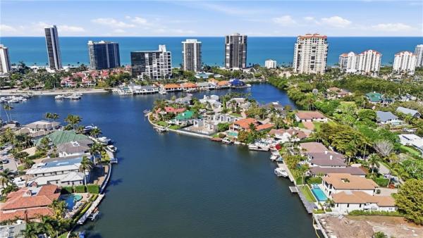 Park Shore, 310 Pirates Bight, Naples, Florida 34103, image 2