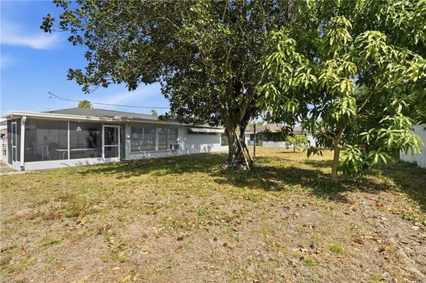 Wedgewood, 1406 Grandale St, Lehigh Acres, Florida 33936, image 2