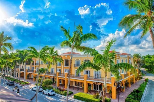Sun Dial Of Olde Naples, 285 S 5th Ave #2B, Naples, Florida 34102, image 2