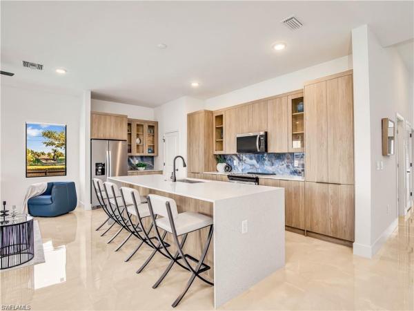 Cape Coral Residential, 4106 Gator Cir, Cape Coral, Florida 33909, image 1
