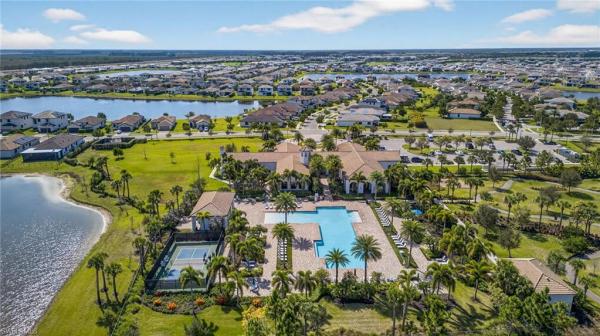 5104 Isidora Ln, Naples, Florida 34142, image 2
