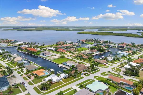Marco Beach, 206 Dan River Ct, Marco Island, Florida 34145, image 2