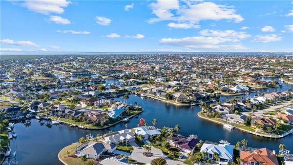 1230 Swan Ct, Punta Gorda, Florida 33950, image 1