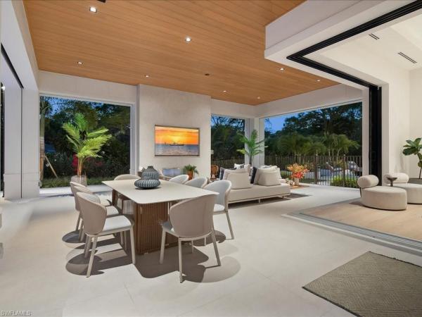 Pine Ridge Estates, 117 West St, Naples, Florida 34108, image 1