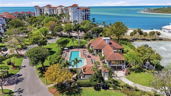 La Peninsula, 309 La Peninsula Blvd, Naples, Florida 34113, image 2