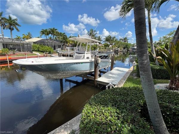 Royal Harbor, 1590 Sandpiper St, Naples, Florida 34102, image 2