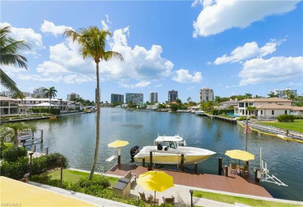 Park Shore, 361 Pirates Bight, Naples, Florida 34103, image 3