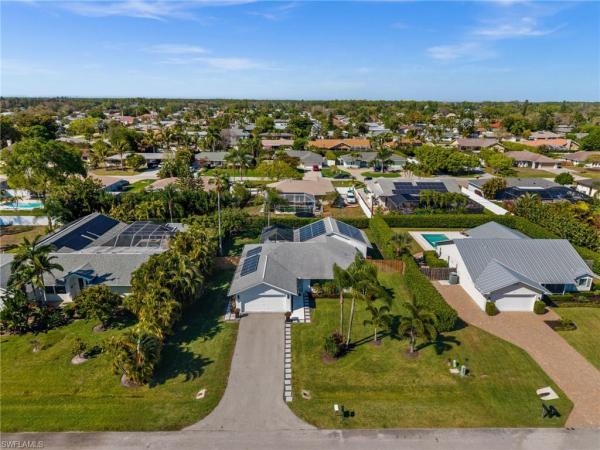 Willoughby Acres, 133 Wickliffe Dr, Naples, Florida 34110, image 2